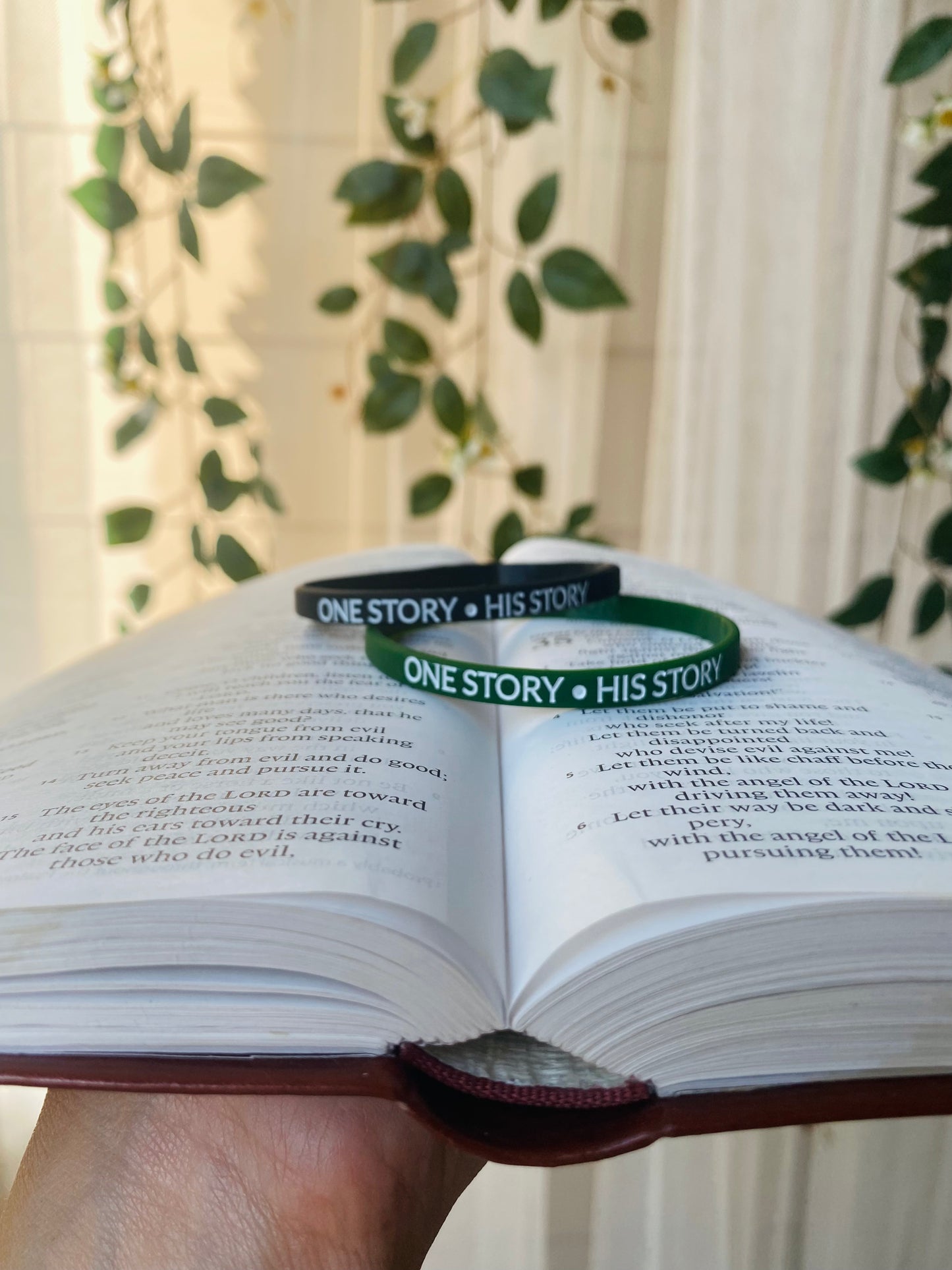 ONE STORY • HIS STORY Wristbands
