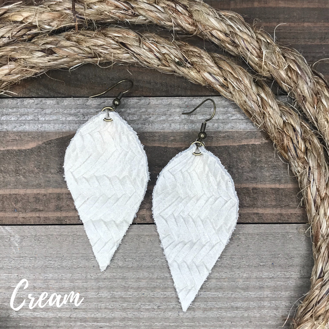 Hoja (wide) Leather Earrings
