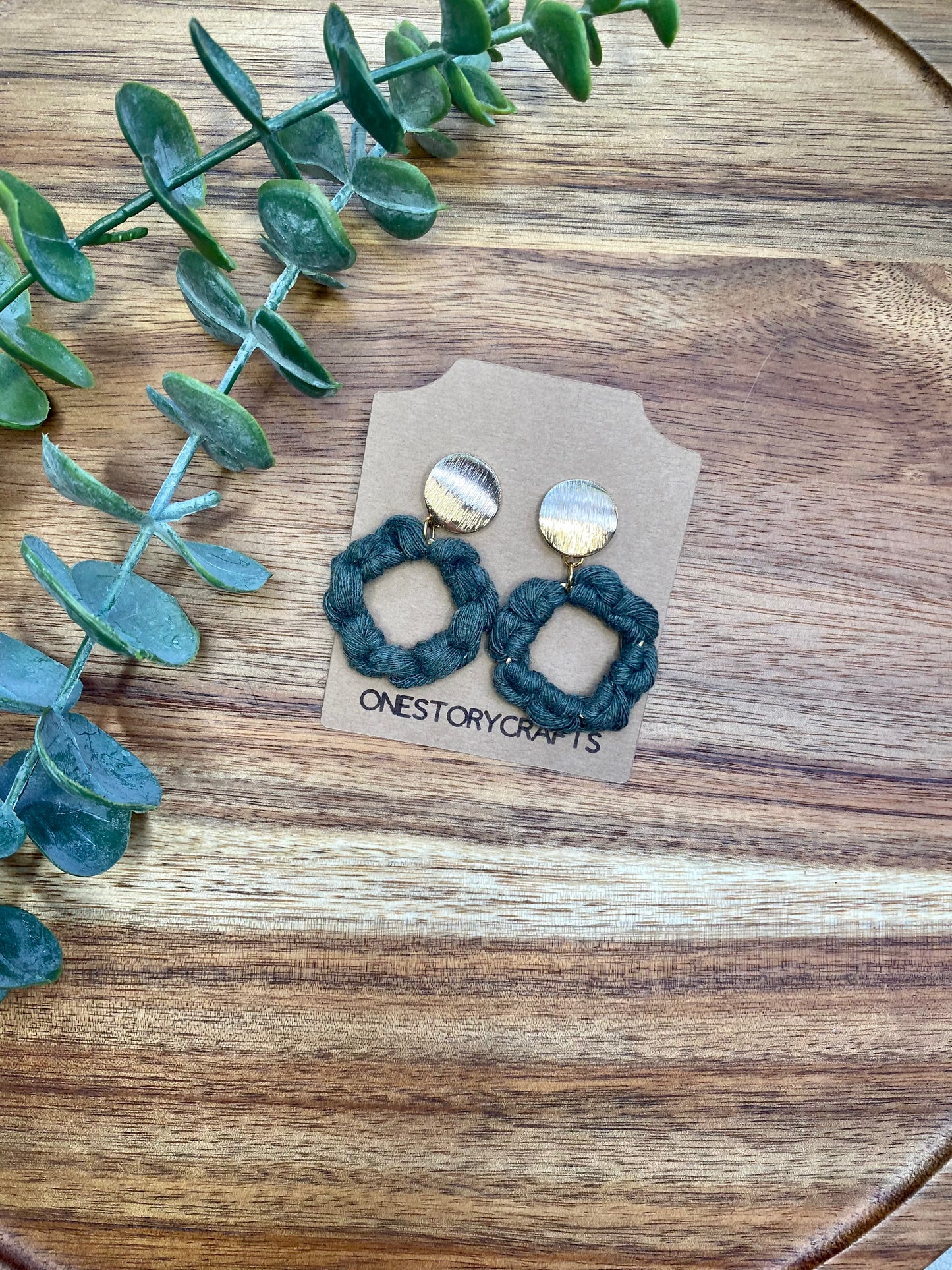 Iris Stud Macrame Earrings