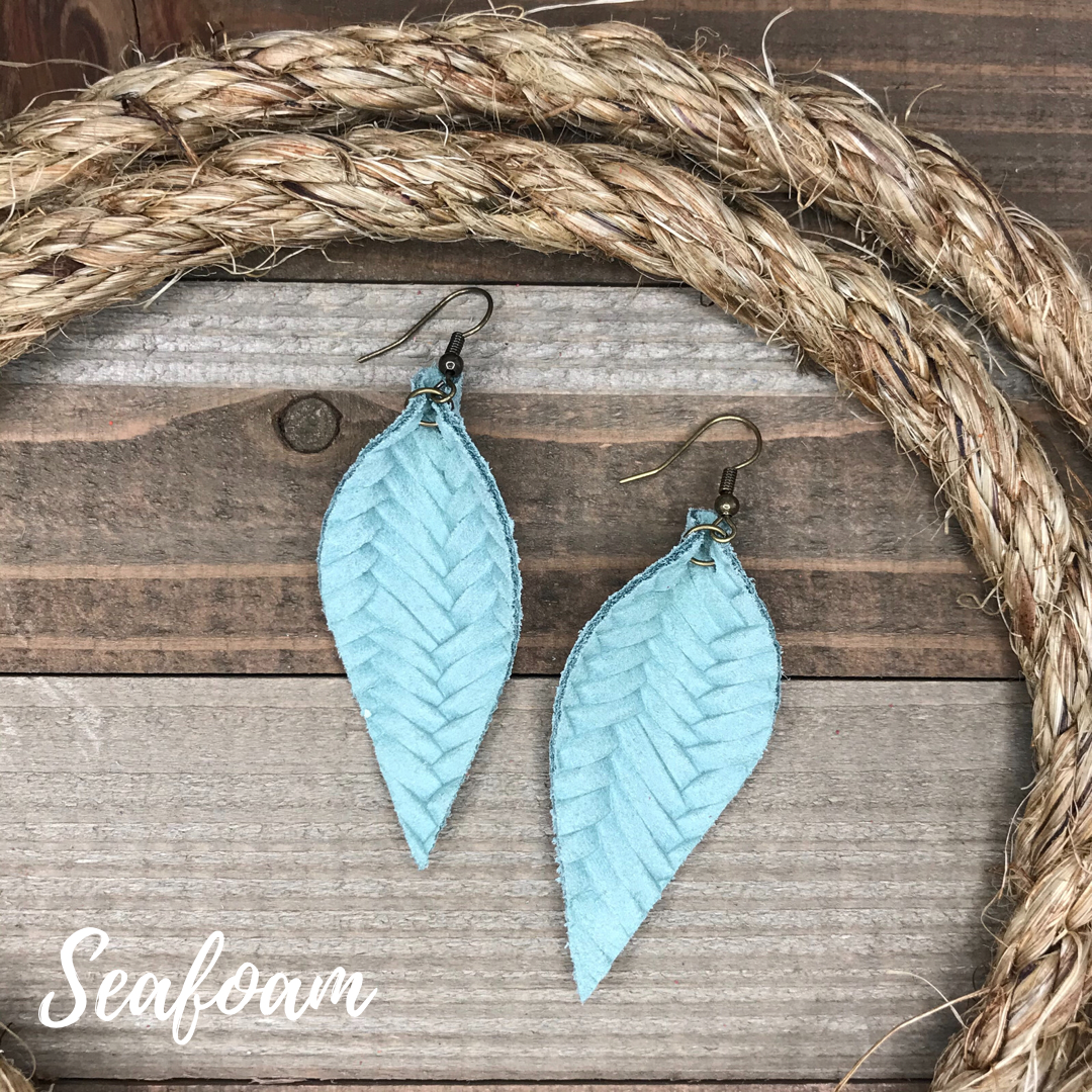 Hoja (skinny) Leather Earrings