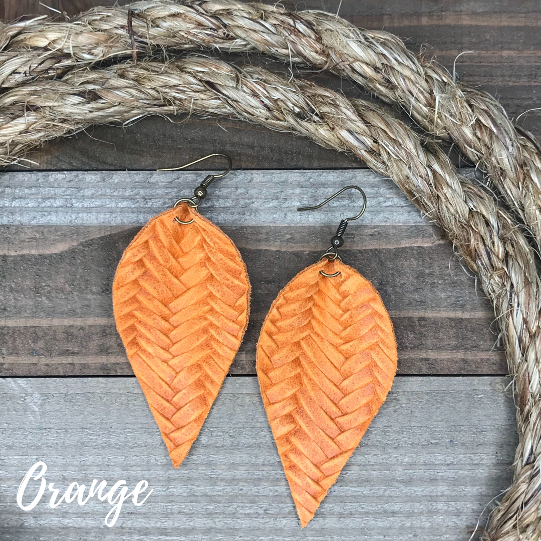 Hoja (wide) Leather Earrings