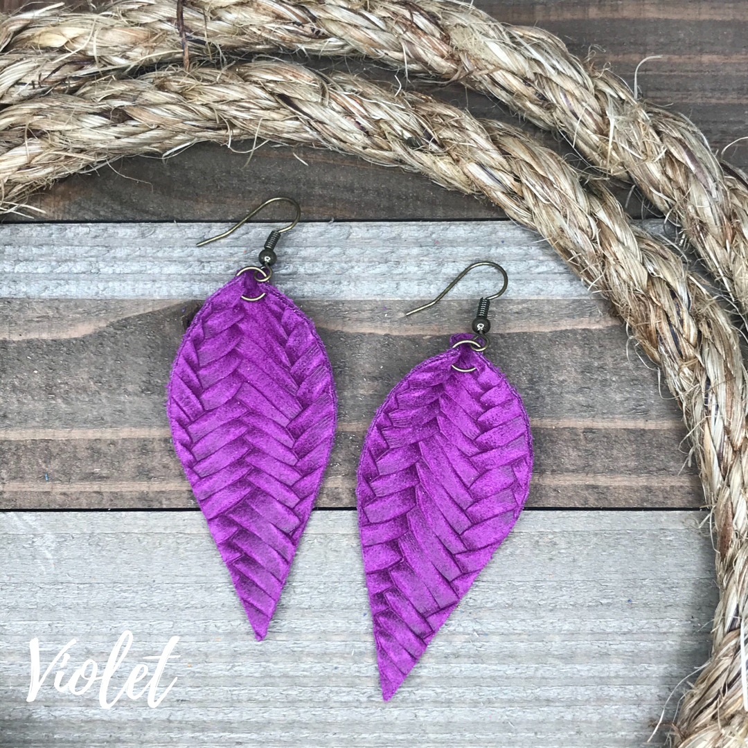 Hoja (skinny) Leather Earrings